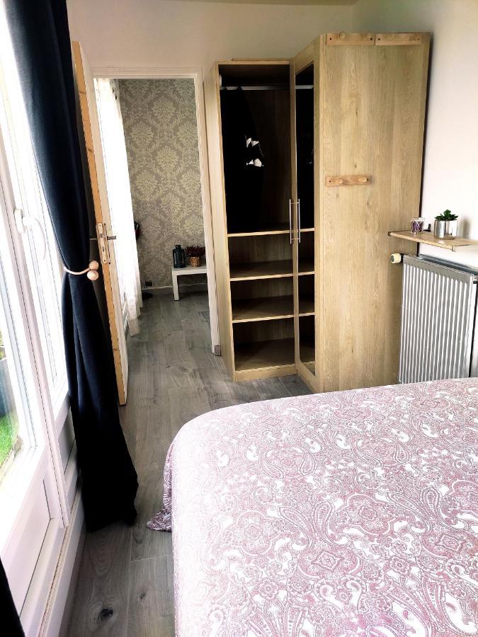 Appartement entier avec beau balcon - 5 minutes à pied de Melun Gare Exterior foto