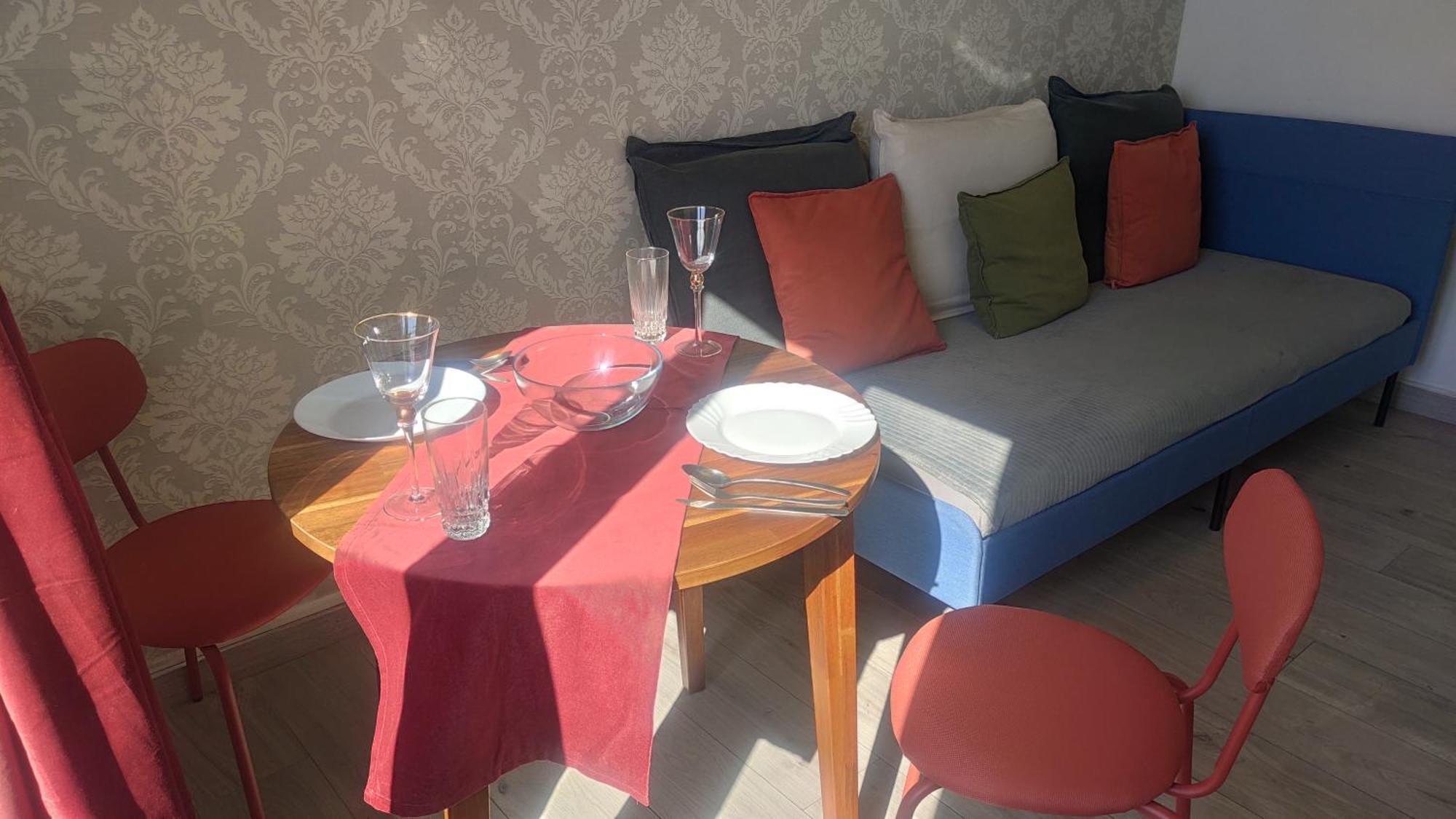 Appartement entier avec beau balcon - 5 minutes à pied de Melun Gare Exterior foto