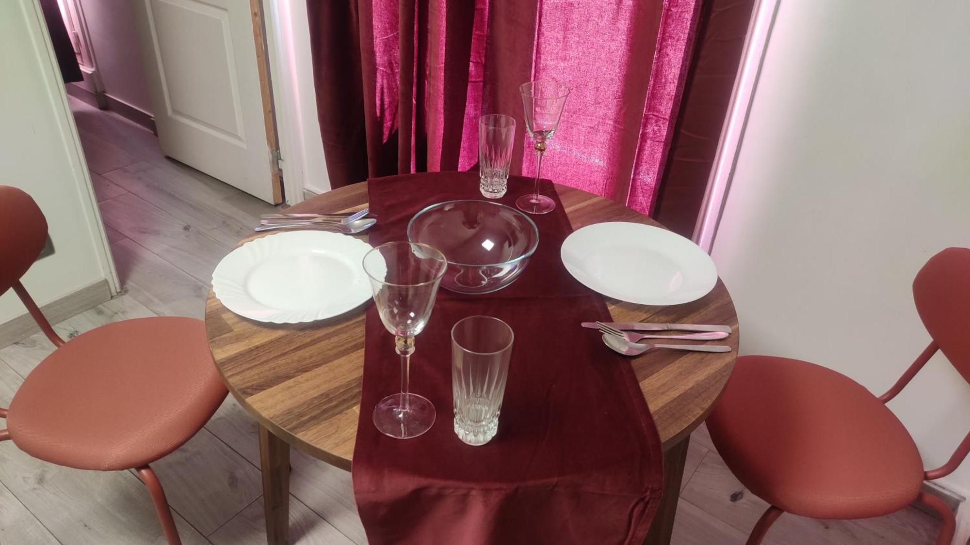 Appartement entier avec beau balcon - 5 minutes à pied de Melun Gare Exterior foto